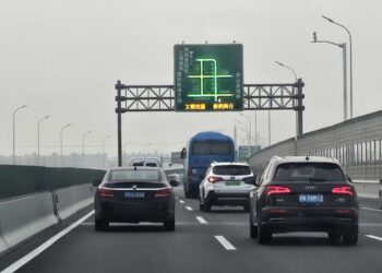 Venda de veículos na China despenca: qual o motivo?
