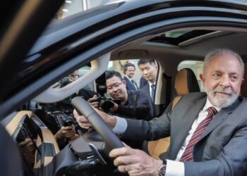 5 carros que já pertenceram ao presidente Lula