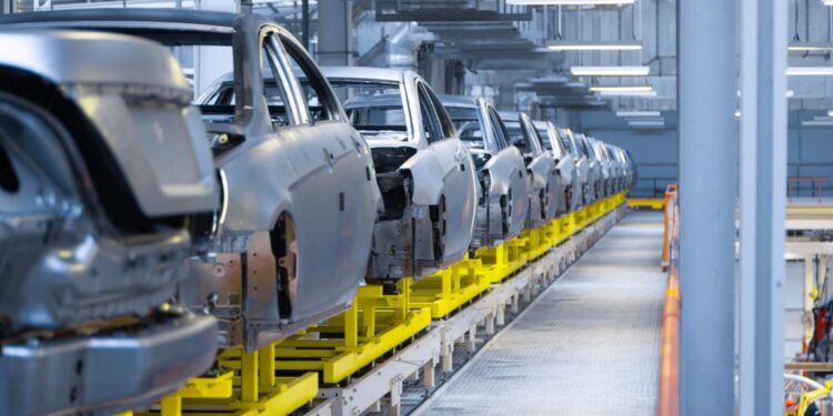 Qual foi a montadora de carros que mais vendeu nos últimos meses no Brasil?