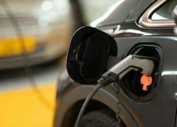 Quanto custa um carro elétrico no Brasil em abril de 2026?
