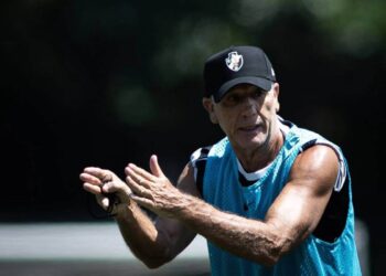 Renato Gaúcho diz SIM para trio de gringos no Vasco