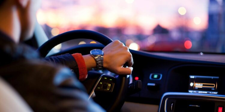 Vale a pena ter um carro híbrido? Esses são os mais econômicos do Brasil