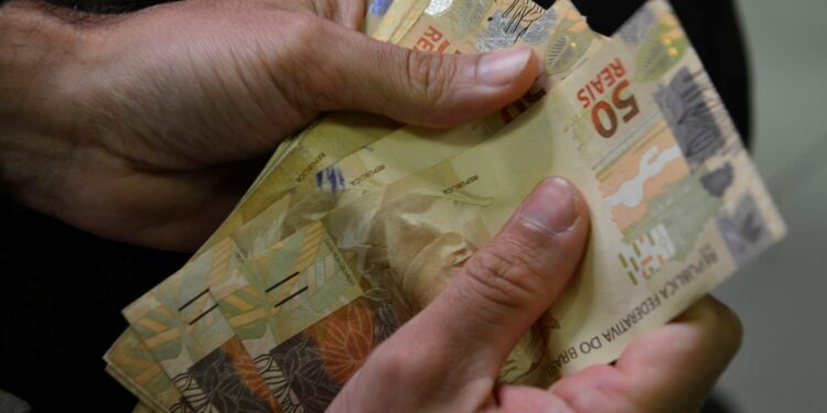 Você gostou do provável novo salário mínimo para 2027?