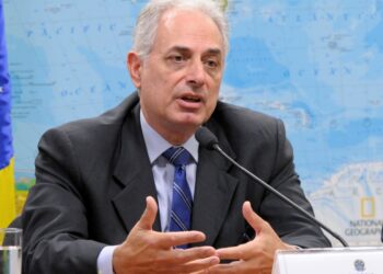 William Waack foi demitido da televisão e vida do apresentador mudou drasticamente