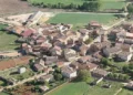 Vila com somente 40 habitantes oferece casa gratuita e está procurando moradores