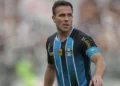 Arthur vai voltar para a Juventus? Grêmio está com medo
