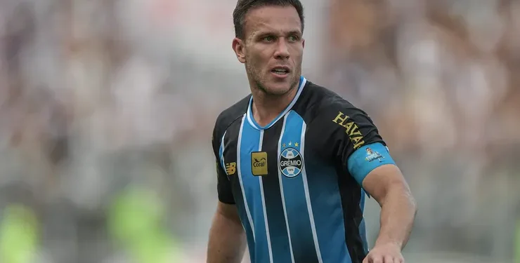 Arthur vai voltar para a Juventus? Grêmio está com medo