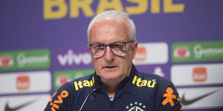 Enquanto Ancelotti recebe R$ 4 milhões por mês na Seleção, Dorival Jr. ganhava muito menos