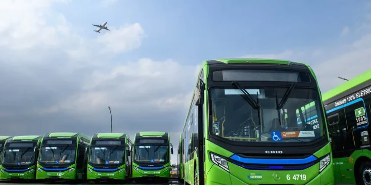 Maior fábrica de ônibus do Brasil vai duplicar obras e ficar ainda mais gigante