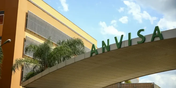 Anvisa volta atrás na decisão sobre detergente Ypê