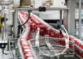 Fábrica gigante da Coca-Cola anuncia fechamento após mais de 100 anos