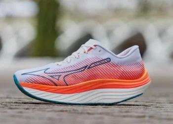 Maior fábrica de calçados do Brasil lucra mais que a Nike e produz milhares de tênis por dia