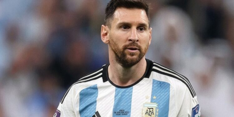 Aos 38 anos, Messi foi informado sobre doença do pai e por isso chorou na Copa do Mundo