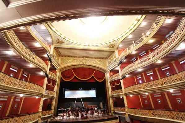 A História Do Teatro De Santa Isabel Em Visita Guiada | Turismo ...