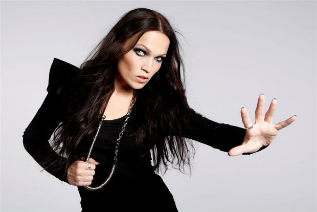 Tarja Turunen se apresentar em mais cinco cidades brasileiras em outubro. Foto: Universal/Divulgao.