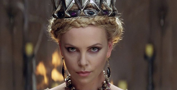 Charlize chega poderosa ao canal de streaming. Crdito: Divulgao