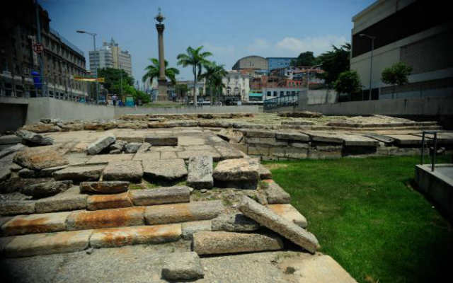 
Dossi apontou que no local foram encontrados milhares de vestgios da passagem de africanos de vrias partes. Foto: Agncia Brasil/Tomaz Silva