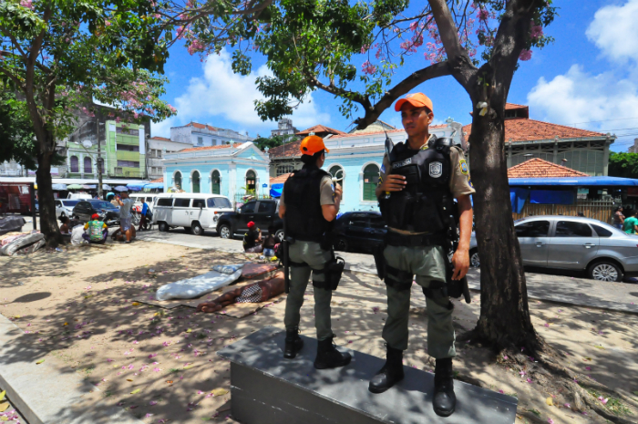 Ao deve prevenir e reprimir roubos e furtos em reas de intensa atividade comercial no estado. Foto: Marlon Diego/Esp. DP (Ao deve prevenir e reprimir roubos e furtos em reas de intensa atividade comercial no estado. Foto: Marlon Diego/Esp. DP)