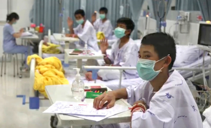 Os mdicos decidiram antecipar a alta em um dia e as autoridades esperam que o grupo fale com a imprensa. Foto: AFP PHOTO /Ministry of Health / Chiang Rai Prachanukroh Hospital