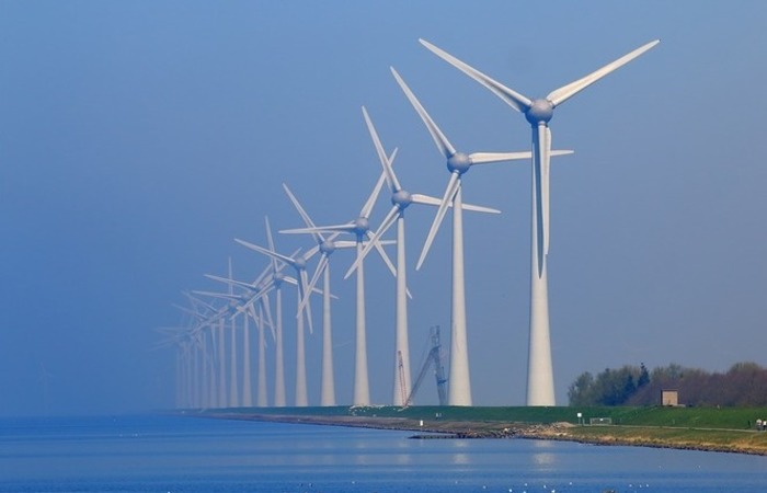 Novas tecnologias levam turbinas eólicas a alto mar – DW – 01/02/2013