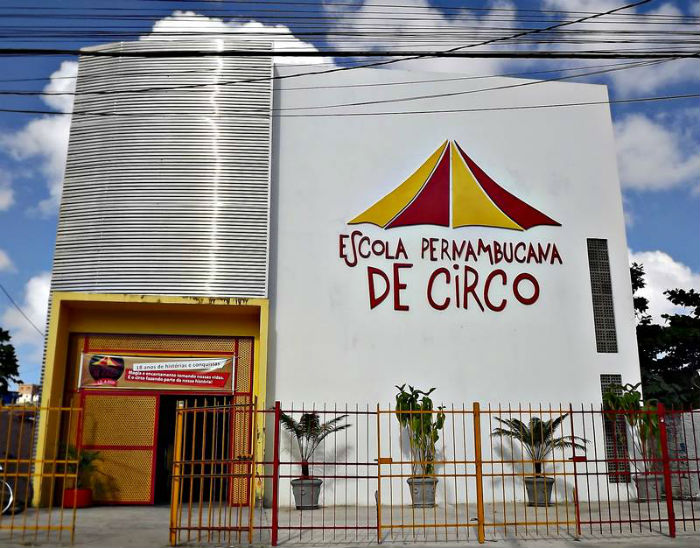 Escola Pernambucana De Circo Passará Por Reformas Viver Diario De Pernambuco 3533