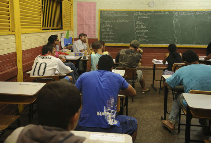 Aspectos socioemocionais também são trabalhados em sala de aula pelos professores. Foto: Arquivo/Agência Brasil.