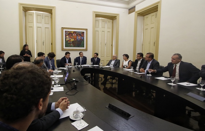 Reunio que marcou incio das obras foi realizada ontem no Palcio do Campo das Princesas. (Foto: Marlon Diego/Sdec/Divulgao)