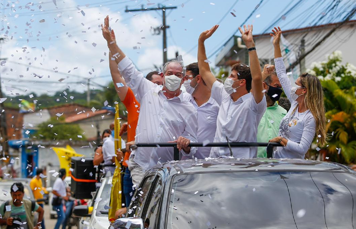 No Recife Ciro Gomes PDT oficializa apoio a Jo o Campos PSB e