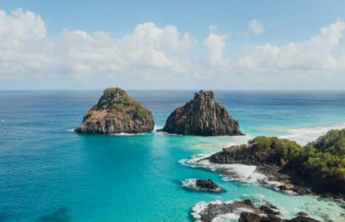 Num recorte dos ltimos sete anos, essa  a dcima vez em que uma pessoa  atingida por um tubaro em Fernando de Noronha (Foto: Z Paulo Gasparotto)