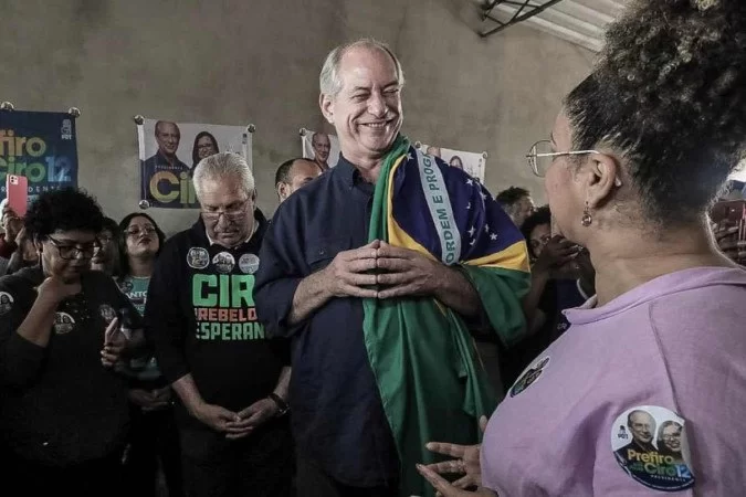 Ciro Fascismo e comunismo n o botam comida no prato de ningu m