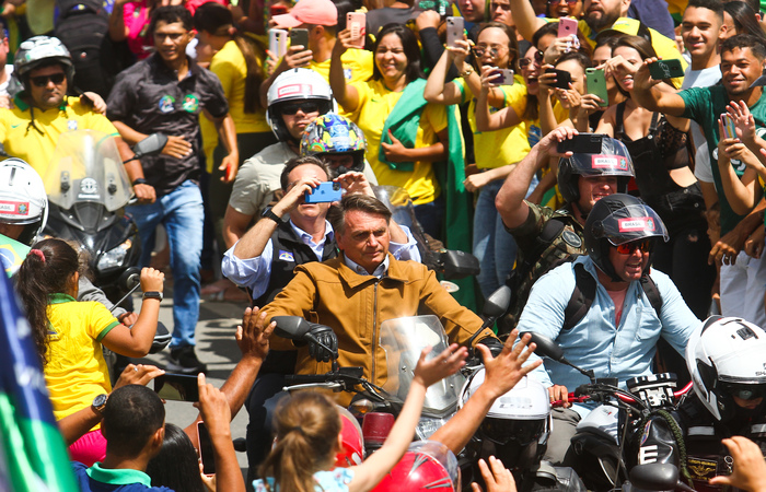 IMAGEM DO DIA - Bolsonaro fecha com Pastor Sampaio Jr. em Paço do Lumiar -  Neto Cruz