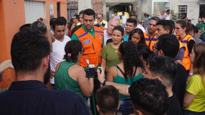 Rodrigo Pinheiro decreta Estado de Emergência e acompanha danos causados  pela chuva em Caruaru | Política: Diario de Pernambuco