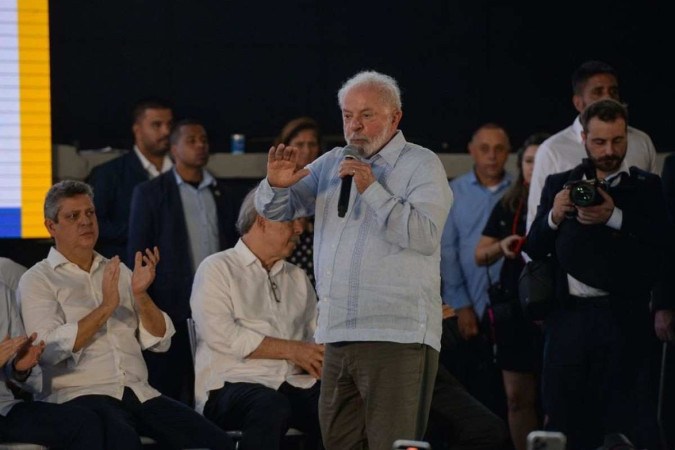 O presidente da Repblica, Luiz Incio Lula da Silva, durante cerimnia de anncio e formalizao da parceria entre o governo Federal e a prefeitura do Rio de Janeiro para investimentos do anel virio de Campo (crdito: Tomaz Silva/Agncia Brasil)