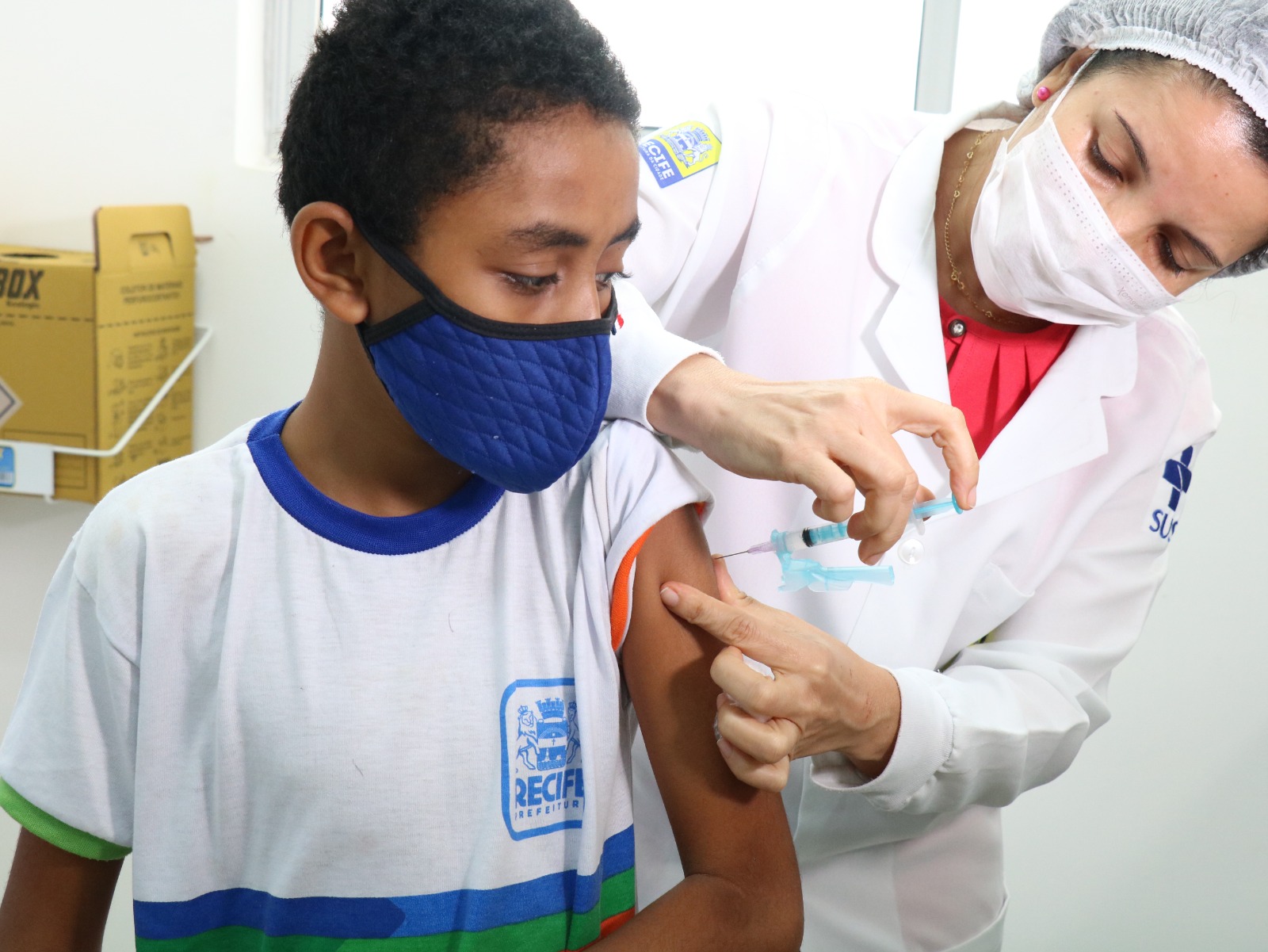 A meta  facilitar o acesso de crianas e adolescentes que precisam tomar as doses e atualizar o carto de vacinao (Foto: Hugo Aquino (SESAU/PCR))