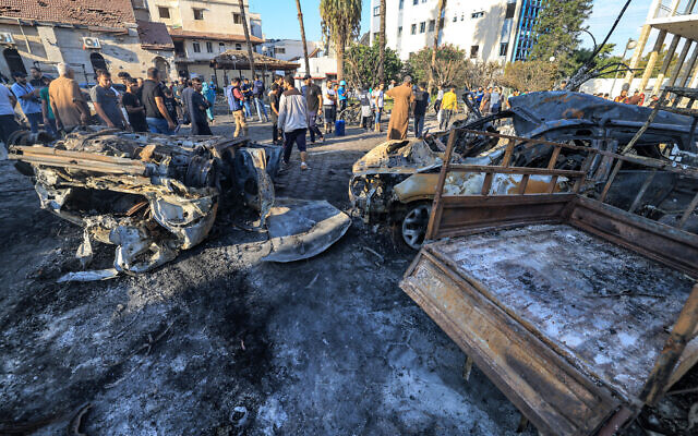 Em contrapartida, as autoridades de sade do enclave afirmaram que pelo menos 471 pessoas morreram no ataque (Foto: Mahmud Hams/AFP)