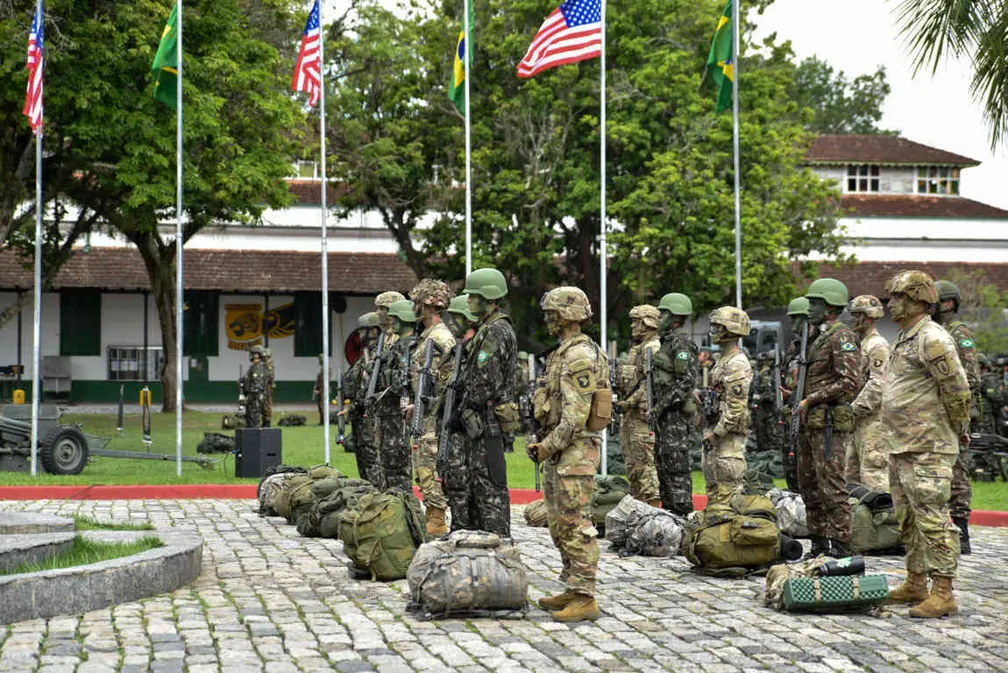 Lula autoriza entrada de 294 militares dos EUA no Brasil para