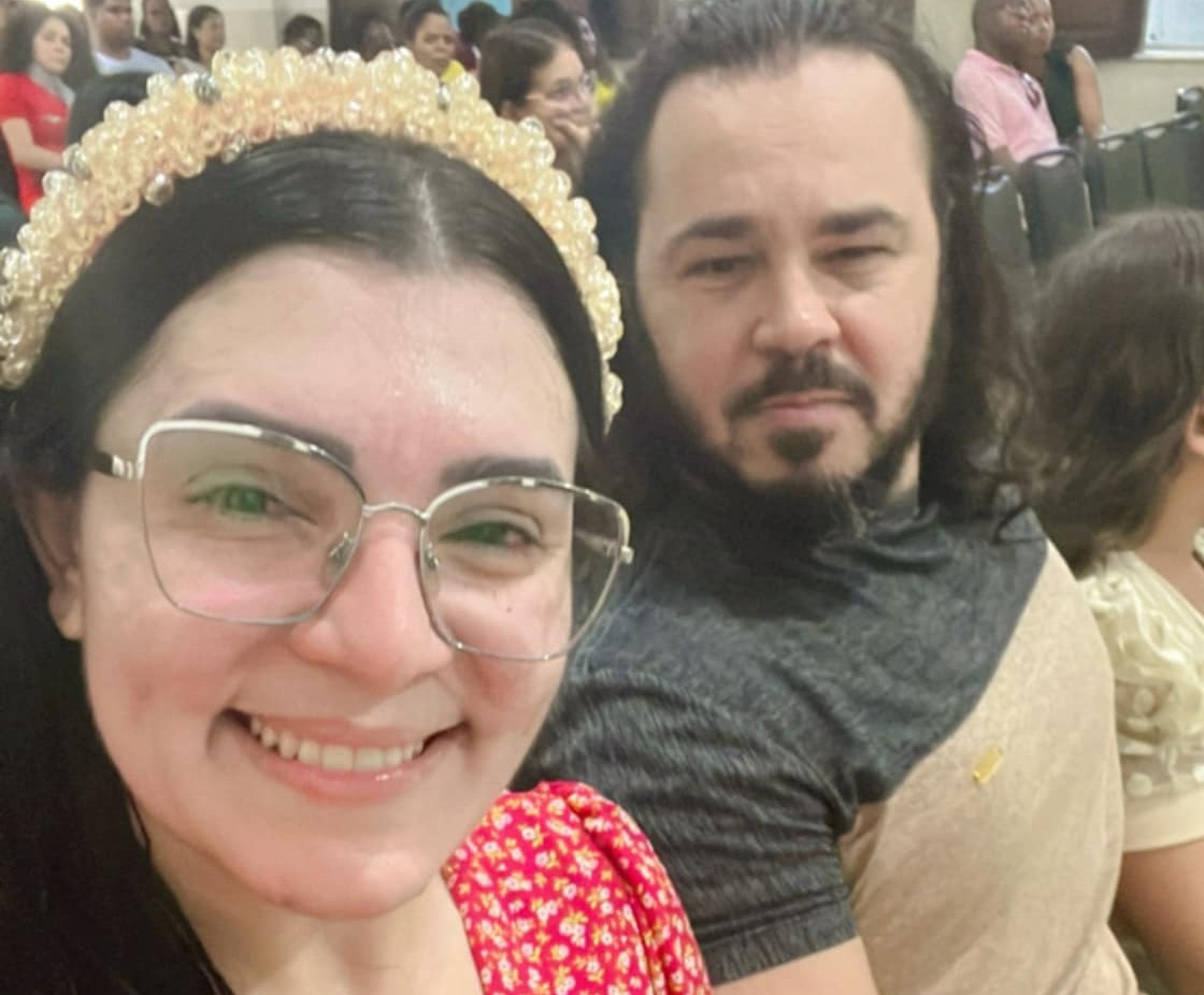 Sara Mariano e o marido, Ederlan (REPRODUO/REDES SOCIAIS)