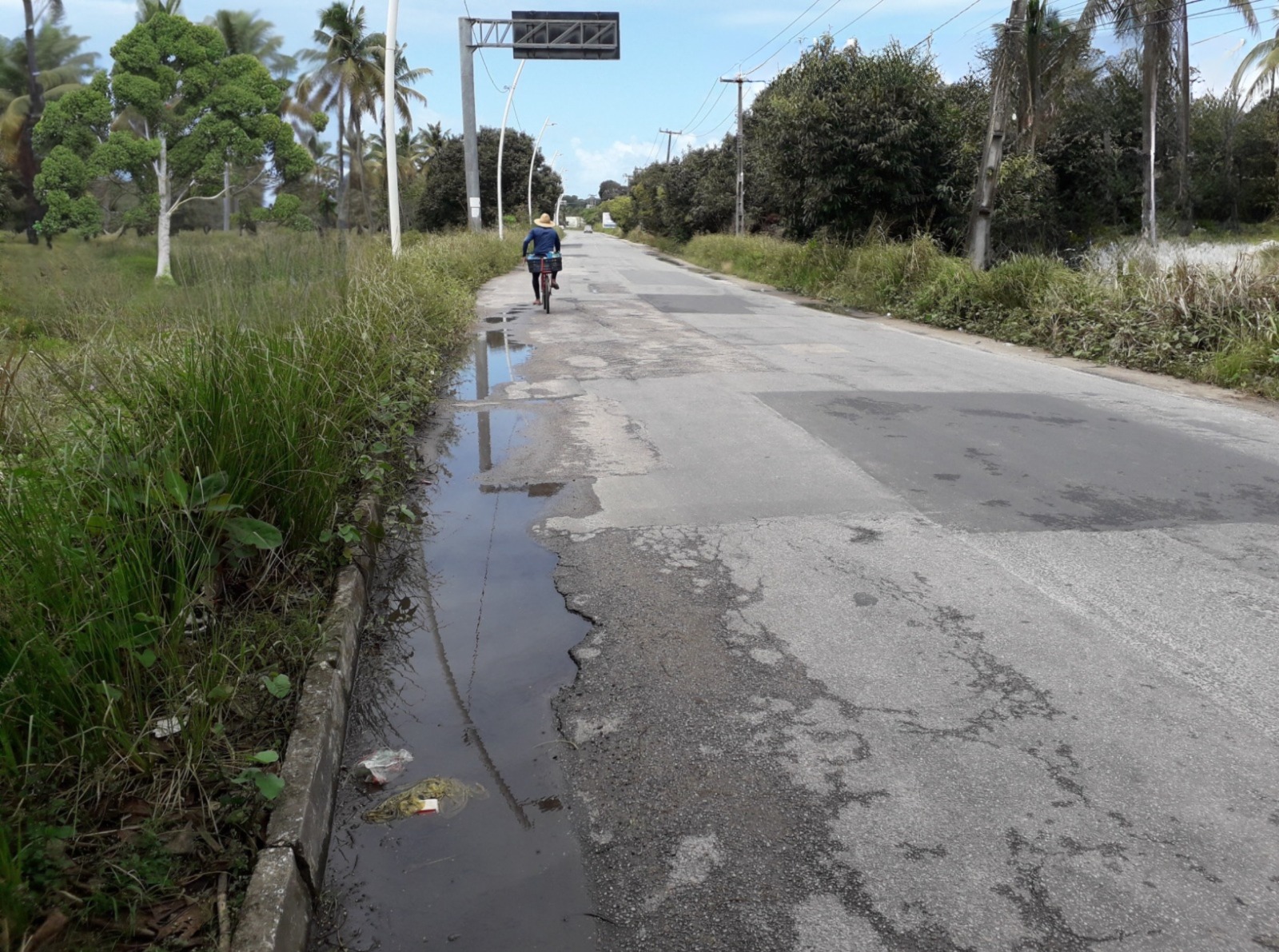 Estrada de acesso a Muro Alto ser recuperada (Foto: Governo de Pernambuco/Divulgao )