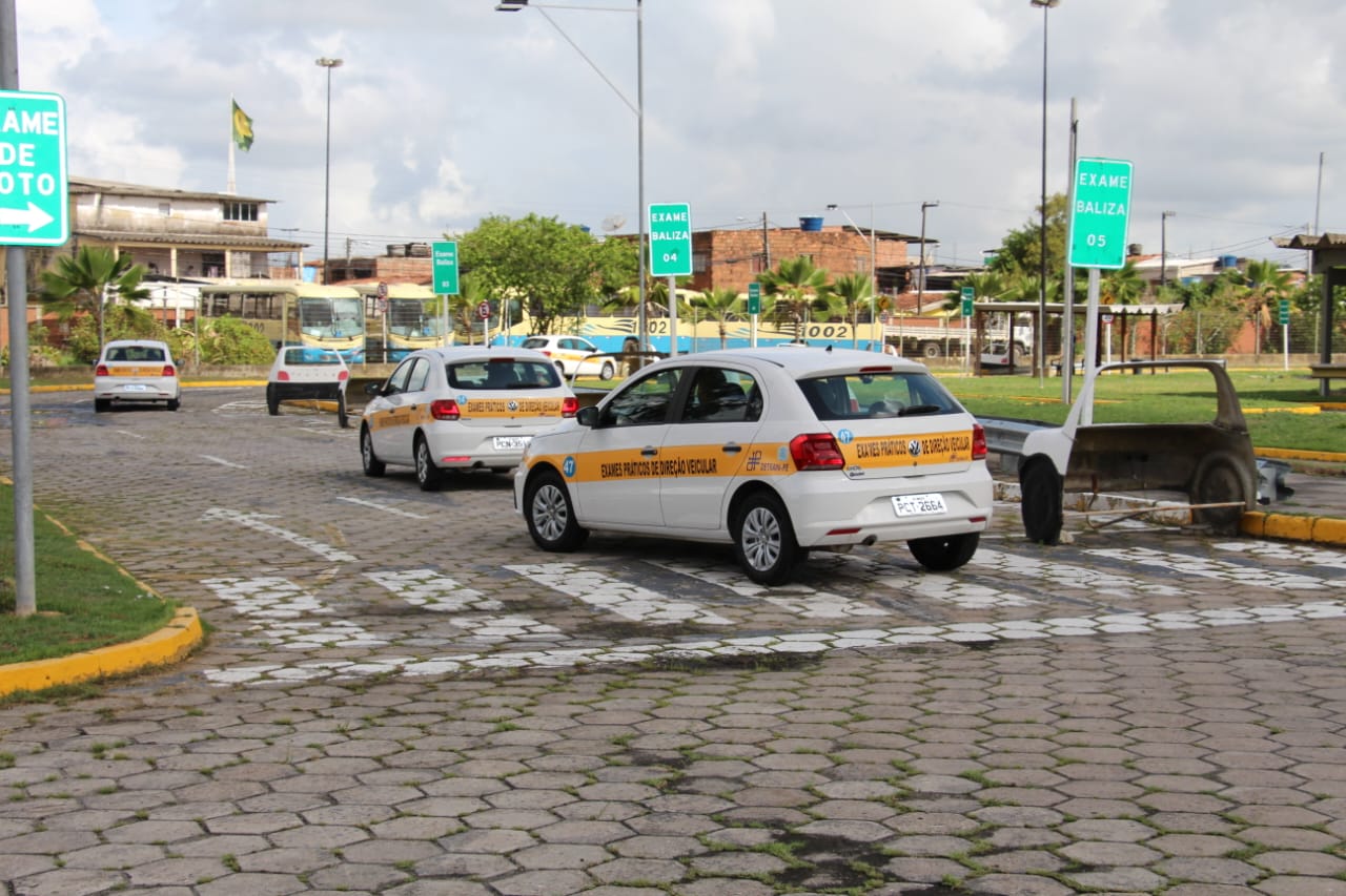  A mudança já estava em vigor no pátio da sede, no Recife, desde julho (Foto: Divulgação/Detran-PE)