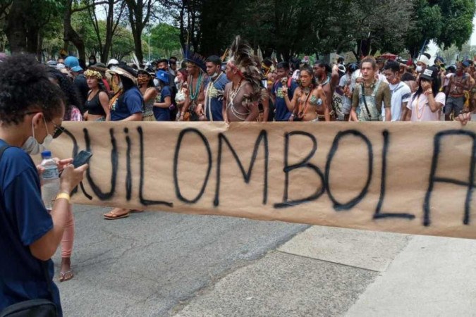 Estudantes quilombolas e indgenas fazem protesto  (foto: Alex Rodrigues/Agncia Brasil)