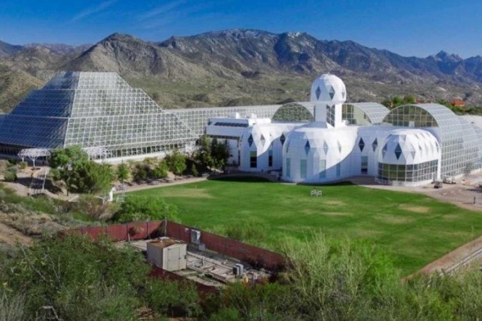 
Prdio do experimento pertence hoje  Universidade do Arizona e serve como centro de pesquisas sobre ecossistemas da Terra (foto: Reproduo/Universidade do Arizona)
